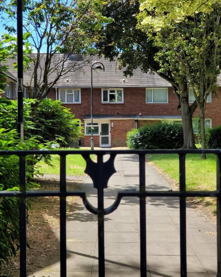 Nr Birmingham City Centre, 5 Bed, Luxe Inn Extérieur photo