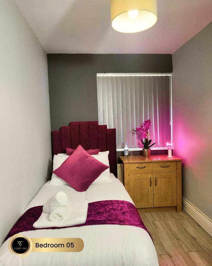Nr Birmingham City Centre, 5 Bed, Luxe Inn Extérieur photo